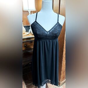 Soma 2 Piece Set Night Gown and Robe Black S/M lightweight sexy